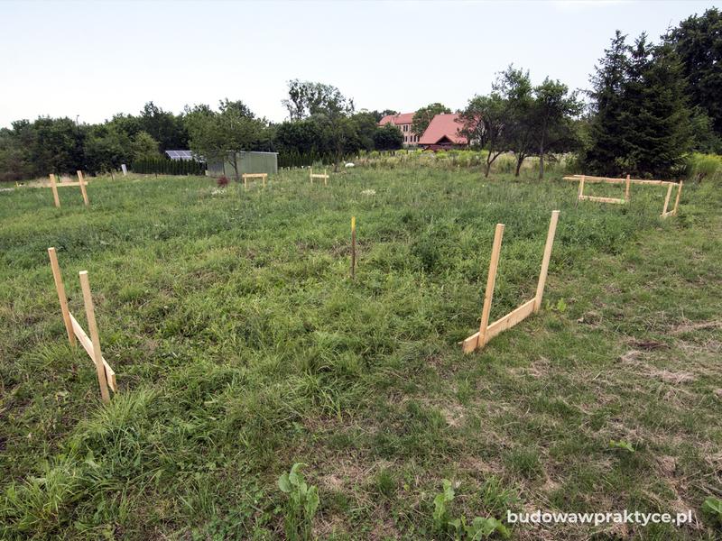 Precyzyjne wytyczanie fundamentów
