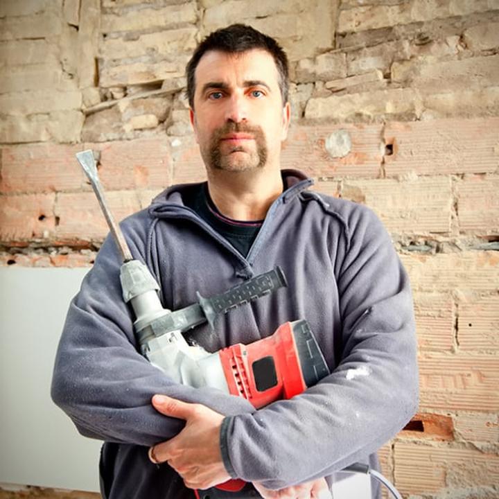 Proces rozbiórki budynków