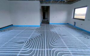 Jak zainstalować ogrzewanie podłogowe w bloku – wymagane pozwolenia i praktyczny montaż