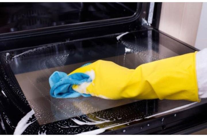 Czyszczenie piekarnika