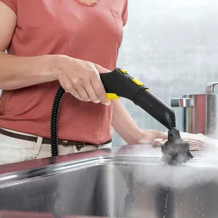 Skuteczne triki: Jak wyczyścić przypalony garnek pięcioma domowymi sposobami