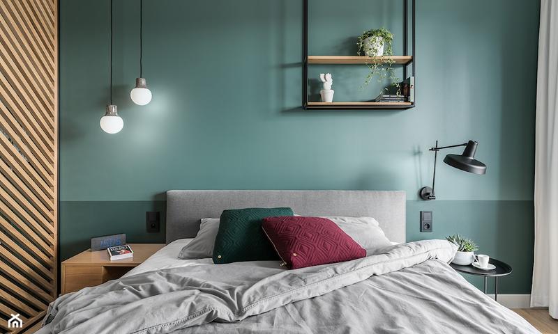 Usuwanie farby lateksowej z płytek